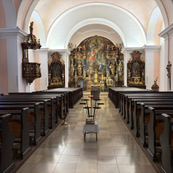 Mittelgang Kirche Schiedlberg